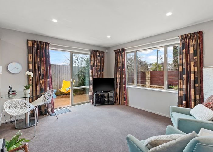  at 19 Bassett Street, Burwood, Christchurch