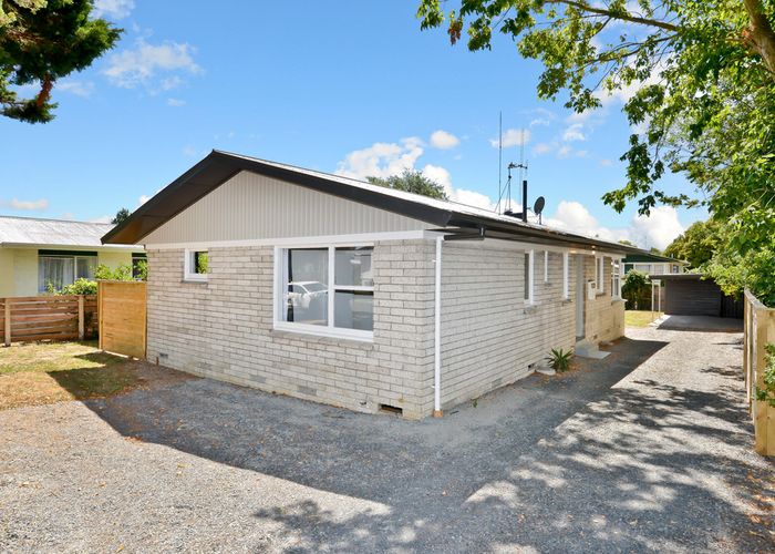  at 46 Joanna Place, Deanwell, Hamilton