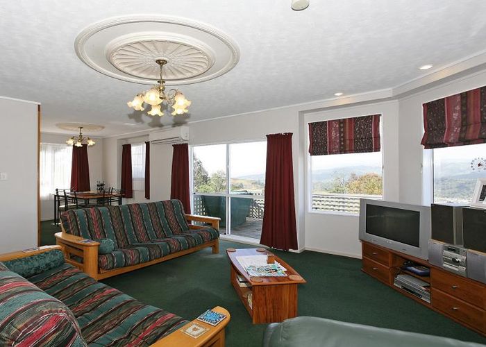  at 2/259 Major Drive, Kelson, Lower Hutt