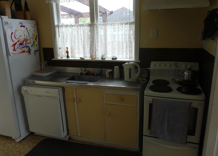 at 3 Lethborg Street, Dinsdale, Hamilton