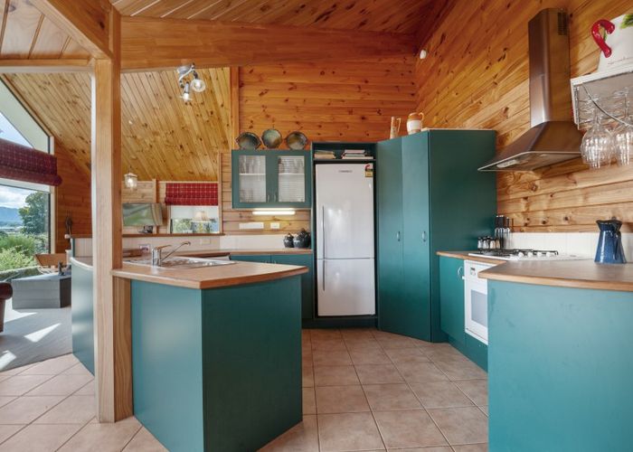  at 24 Lakemere Way, Taupo