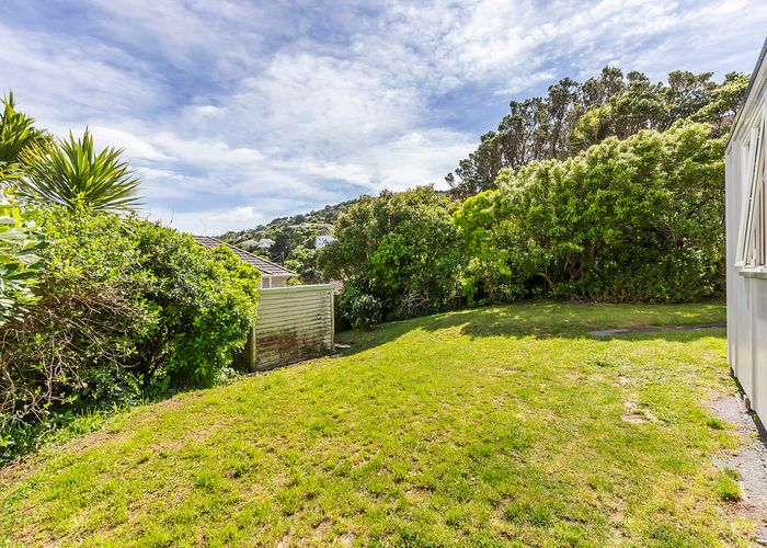  at 32 Kaihuia St, Northland, Wellington