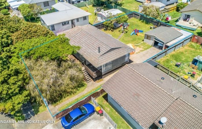  at 13 Carbery Place, Manurewa, Auckland