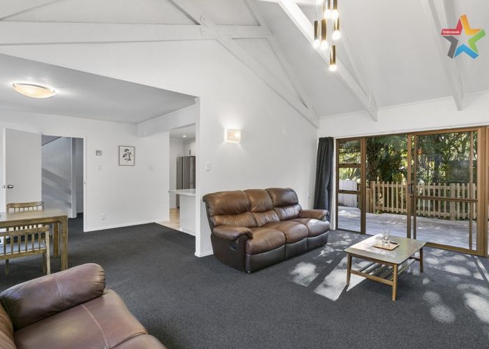  at 105 Kamahi Street, Stokes Valley, Lower Hutt