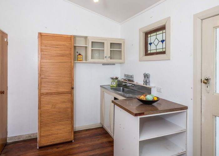  at 116 Hanson Street, Newtown, Wellington