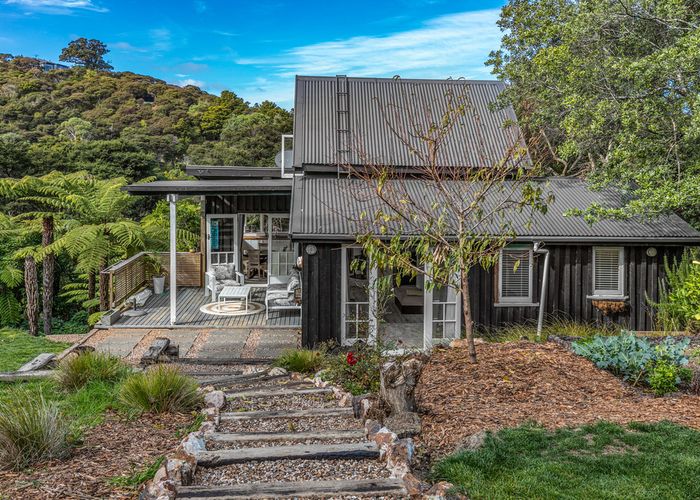  at 29 Crescent Road West, Ostend, Waiheke Island
