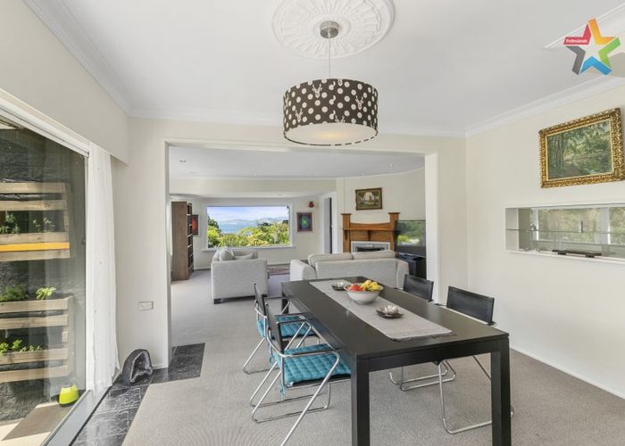  at 80 Korokoro Road, Korokoro, Lower Hutt