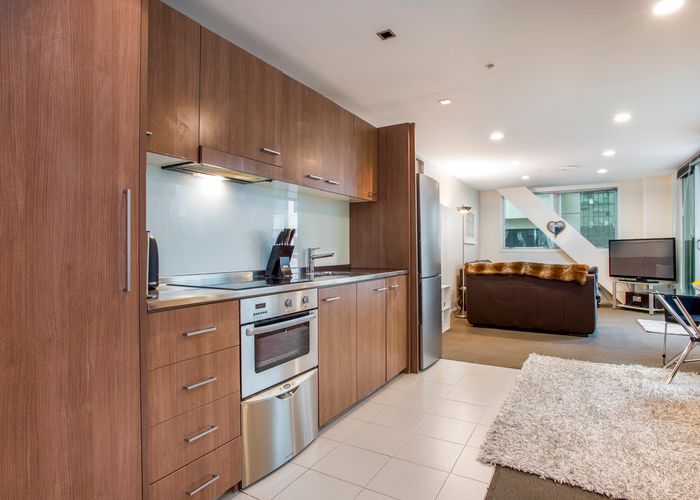  at 607/85 Beach Road, Auckland Central, Auckland