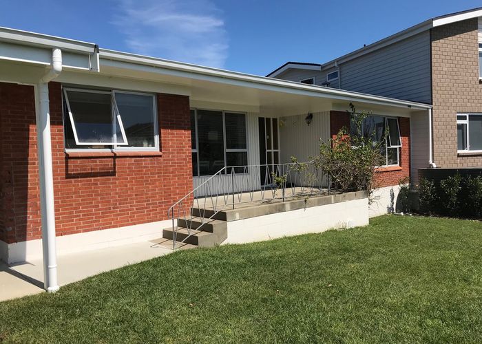  at 126 Bleakhouse Road, Mellons Bay, Auckland