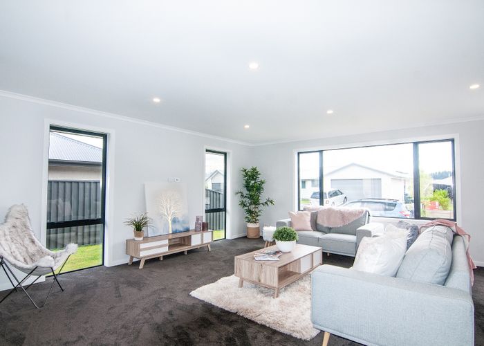  at 6 Caledonian Place, Cromwell, Cromwell