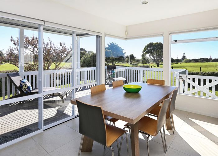  at 2/8 Gilray Place, Waimarama