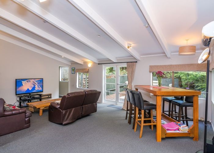  at 7 Tiniroa Grove, Silverstream, Upper Hutt