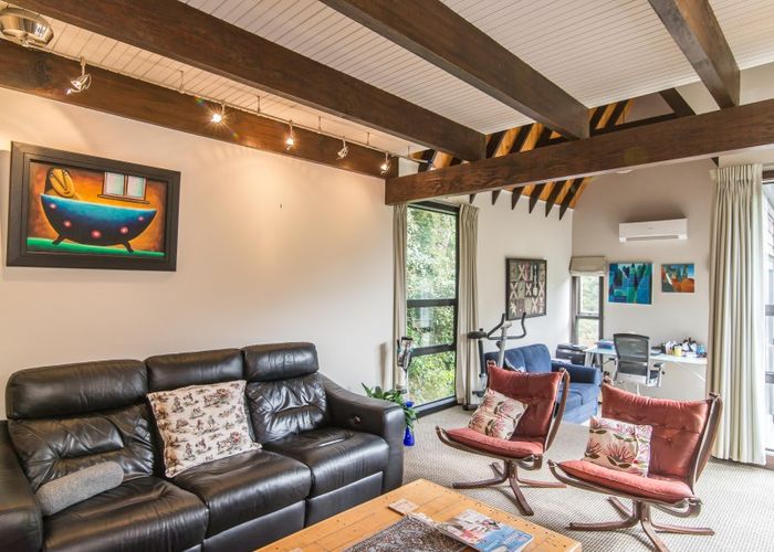  at 15 Waiapu Road, Kelburn, Wellington