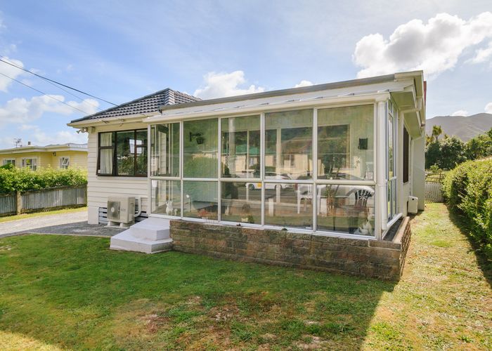  at 122 Wellington Road, Wainuiomata, Lower Hutt