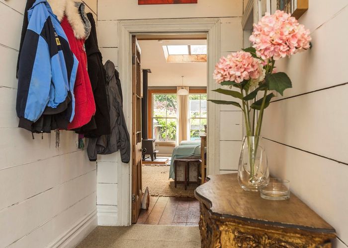  at 12 Maungawhau Road, Epsom, Auckland
