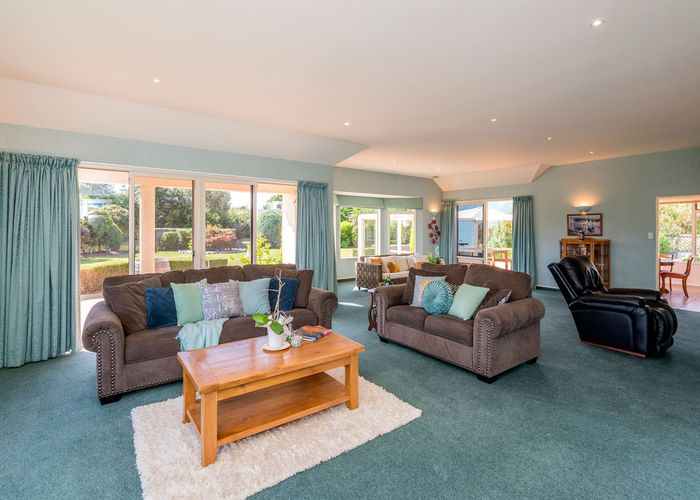  at 74 Greendale Drive, Otaihanga, Paraparaumu