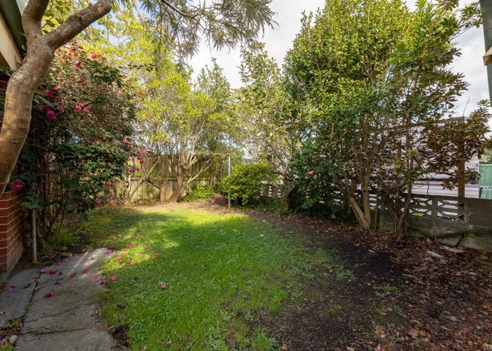  at 2/49 Frederick Street, Avalon, Lower Hutt