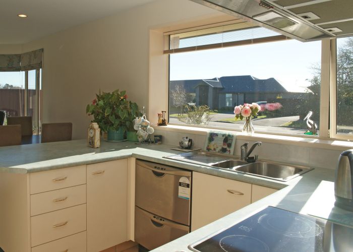  at 3 Neathwest Avenue, Broomfield, Christchurch