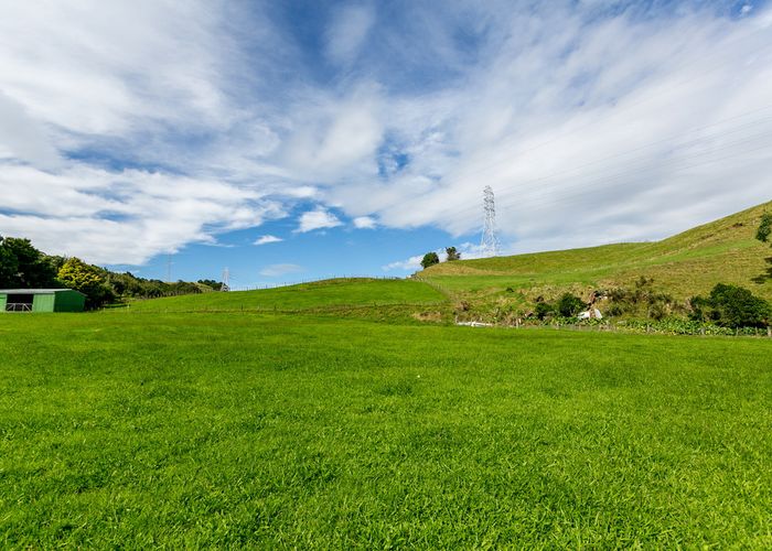  at 43 Saxton Road, Upper Vogeltown, New Plymouth