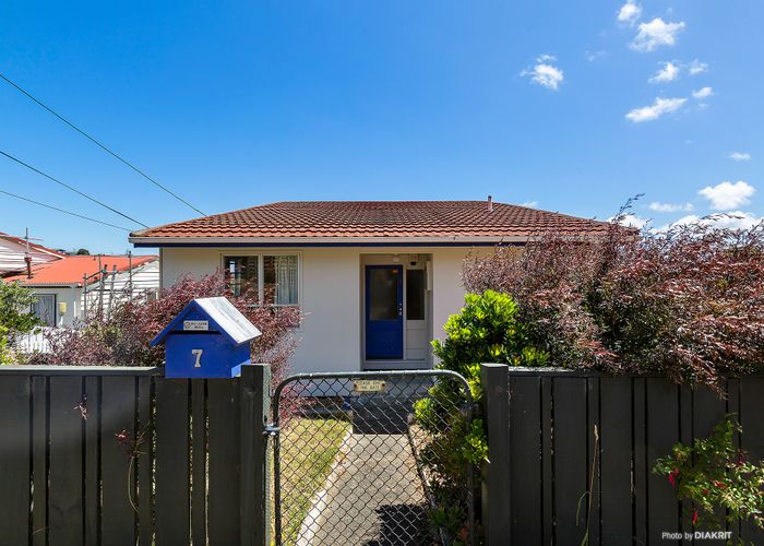  at 7 Tukanae Street, Strathmore Park, Wellington