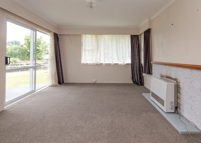  at 27 Mokau Place, Terrace End, Palmerston North