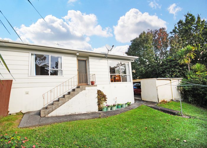 at 1/19 Capilano Place, Glenfield, Auckland