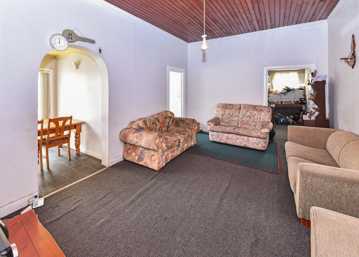  at 263 Massey Road, Mangere East, Auckland