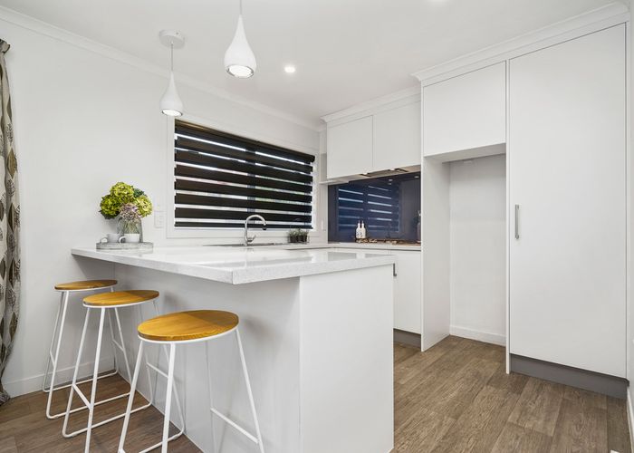  at 4/17 Wellington Street, Hamilton East, Hamilton