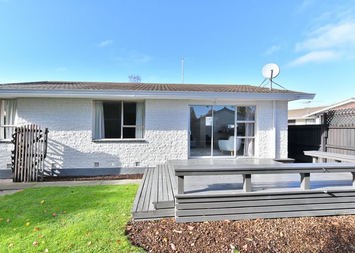  at 1/41 Oldwood Street, Bishopdale, Christchurch