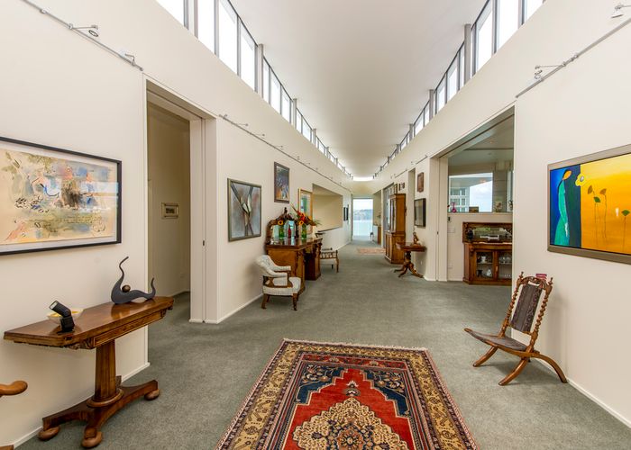  at 12 Sovereign Point, Kaiwharawhara, Wellington
