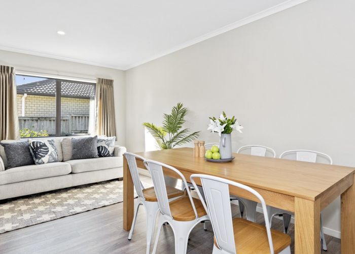  at 73 Bathurst Crescent, Pyes Pa, Tauranga