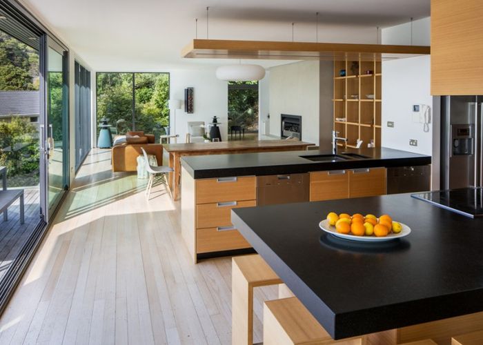  at 615A Marine Drive, Days Bay, Lower Hutt
