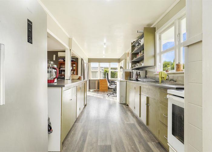  at 2 Orelio Street, Hillcrest, Hamilton