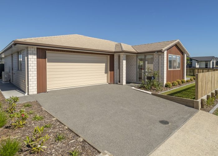  at 3 Blacklock Road, Pyes Pa, Tauranga