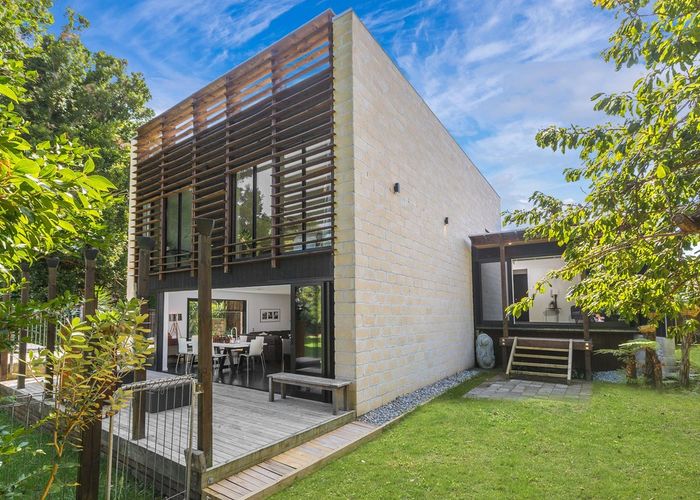  at 5A Paddington Street, Glen Innes, Auckland