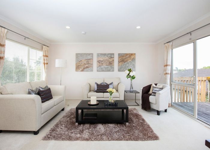  at 3 San Luis Place, Golflands, Auckland