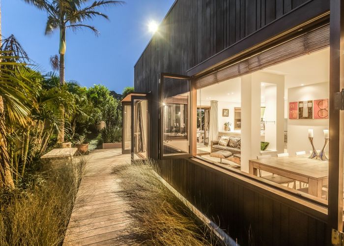  at 51 Regina Street, Westmere, Auckland