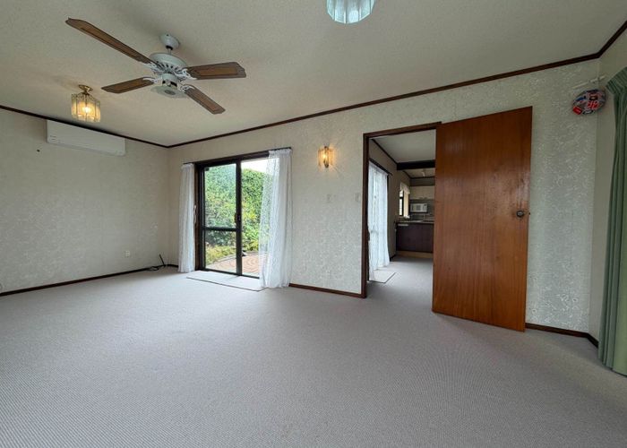  at 121 Lake Road, Belmont, North Shore City, Auckland