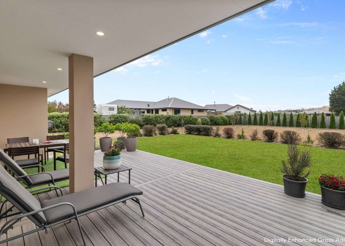  at 11 Paradise Way, Amberley, Amberley