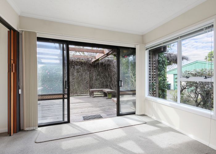  at 6 Kingston Place, Bishopdale, Christchurch
