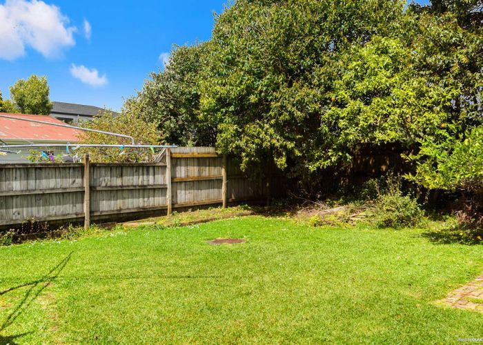  at 78 Riverpark Crescent, Henderson, Auckland