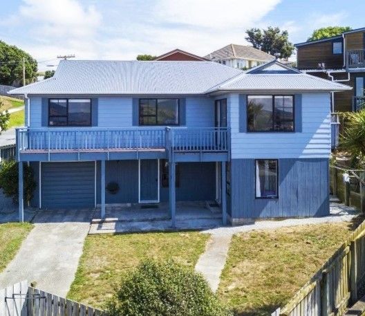  at 68 Pikarere Street, Titahi Bay, Porirua