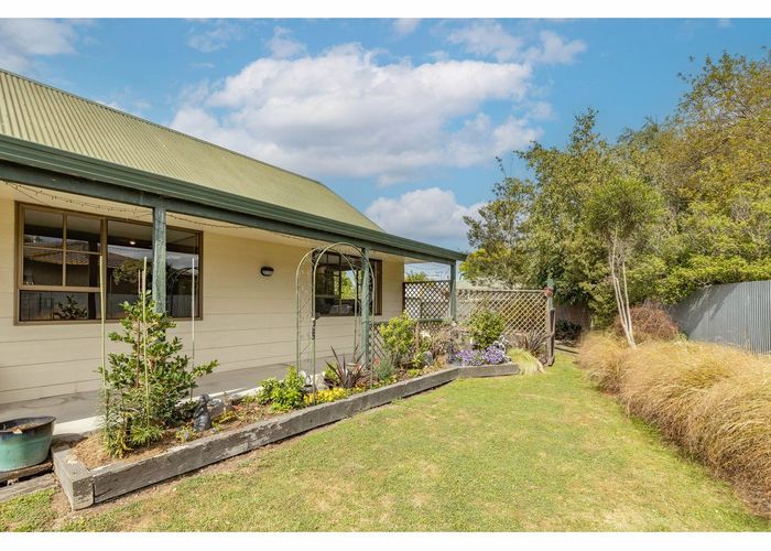  at 25 Parkhouse Drive, Rangiora, Rangiora