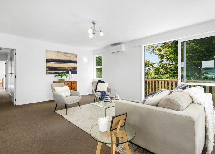  at 35A Ranui Terrace, Tawa, Wellington