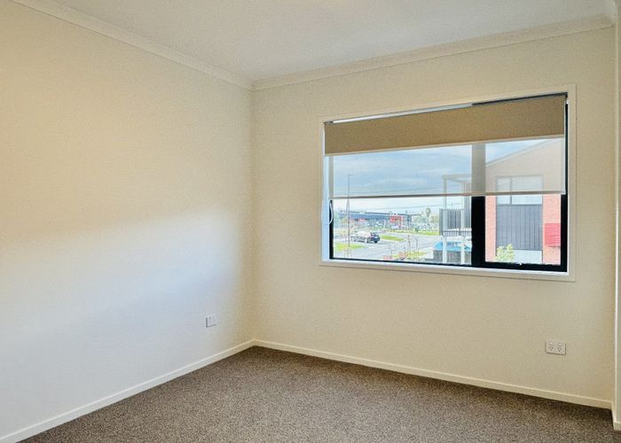  at 35 Oranga Drive, Westgate, Waitakere City, Auckland