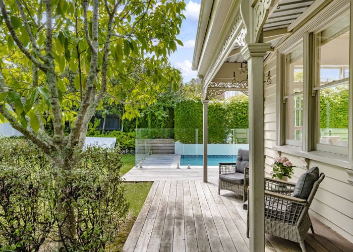  at 6 Rotomahana Terrace, Remuera, Auckland