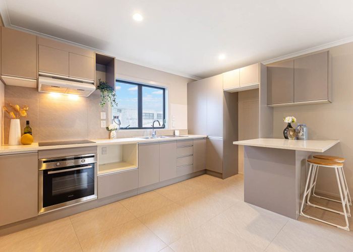  at 30/289 Shirley Road, Papatoetoe, Manukau City, Auckland