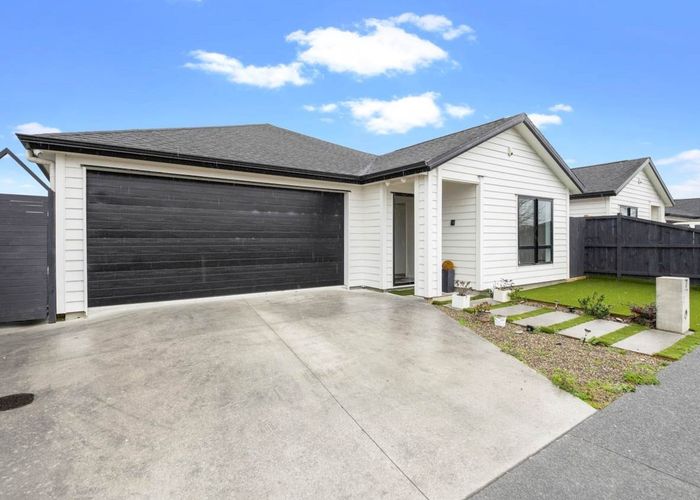  at 7 Silver Beech Street, Takanini, Auckland