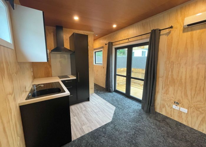  at 1/15 Paritutu Road, Spotswood, New Plymouth, Taranaki