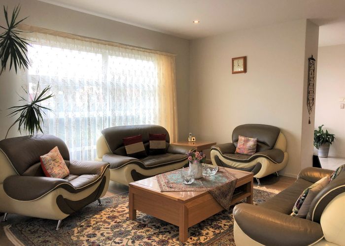  at 1 Castlederg Drive, Flat Bush, Manukau City, Auckland